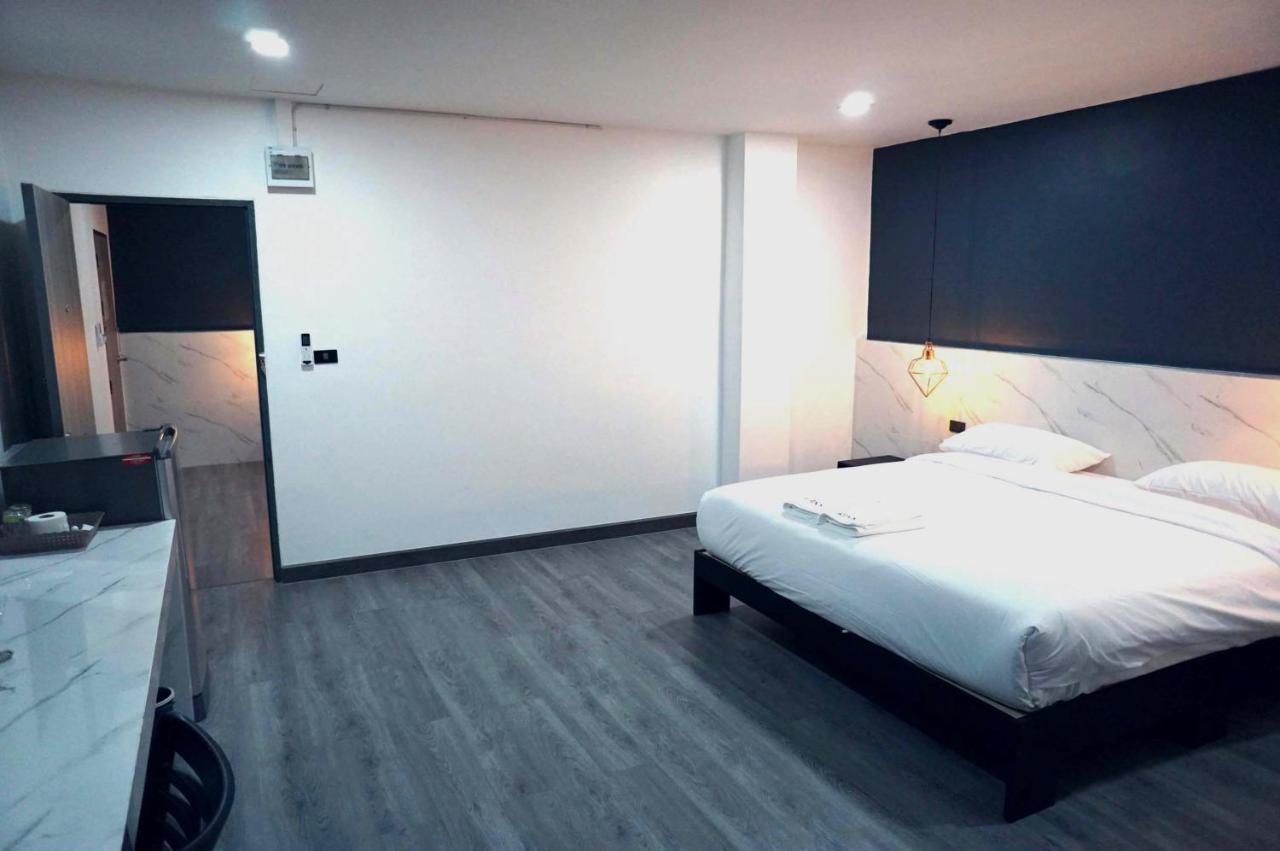 Prinn Hotel Rayong Luaran gambar