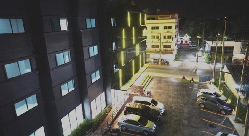 Prinn Hotel Rayong Luaran gambar