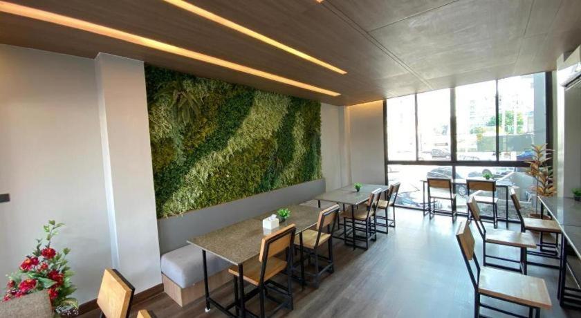 Prinn Hotel Rayong Luaran gambar